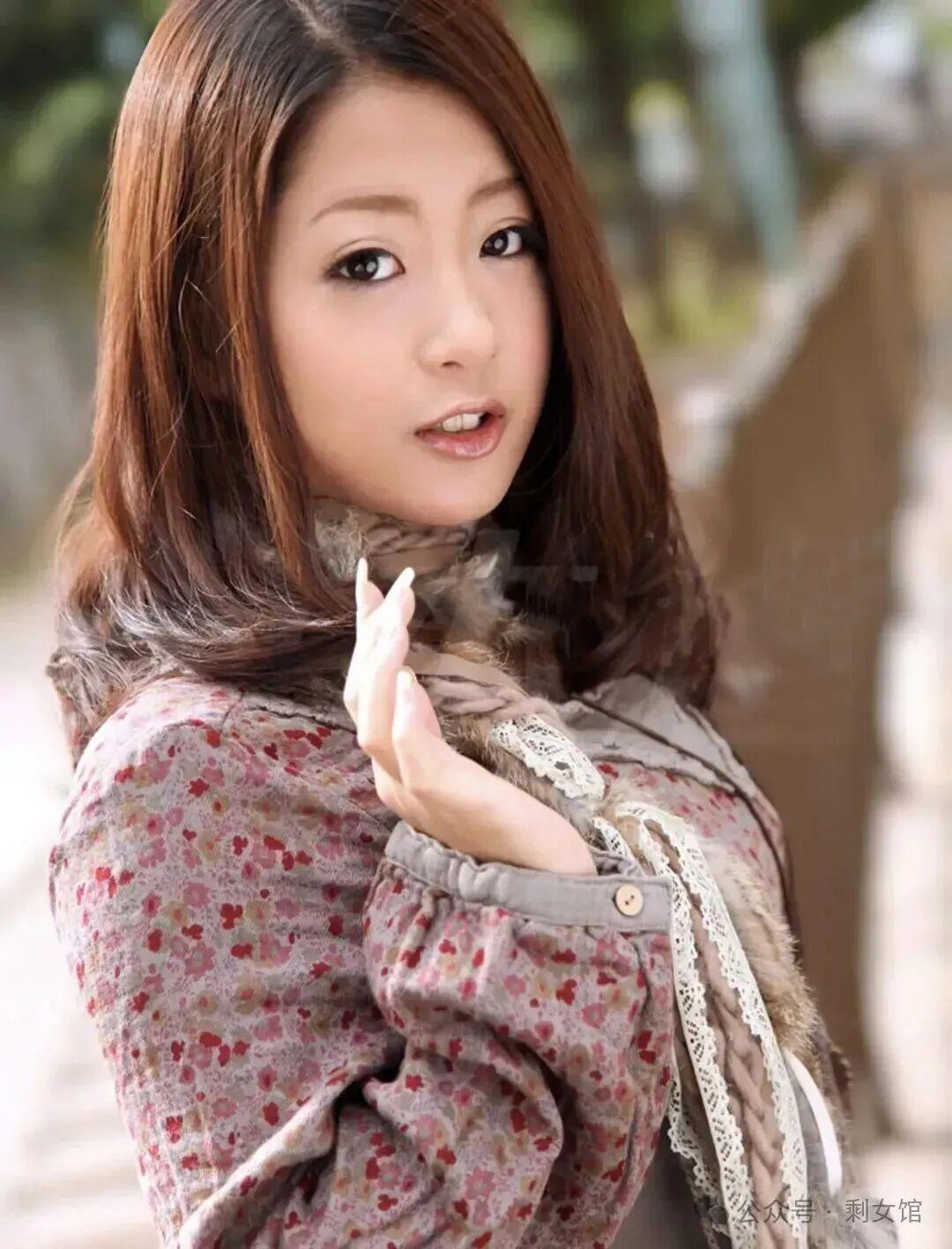 高大的女孩子你喜欢吗